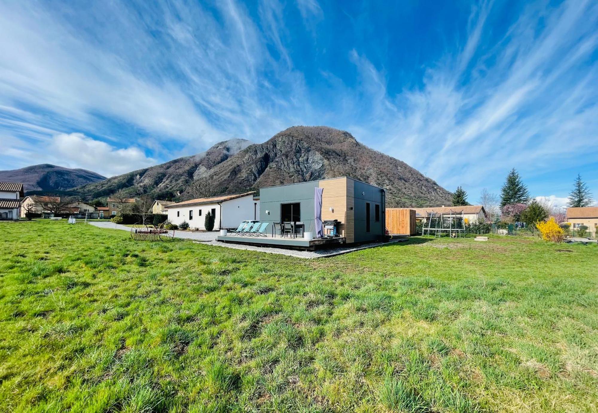 Charmant Logement Entre Lac Et Montagne Rochebrune  Exterior photo